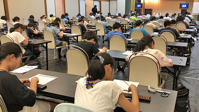 練習は2日間で10時間に及びますが、集中は切れず！！